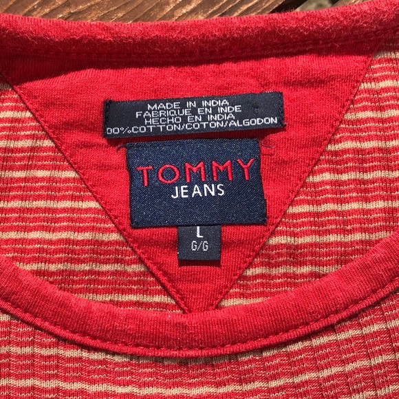 Vintage Tommy Jeans T-shirt - Picture 2 of 6